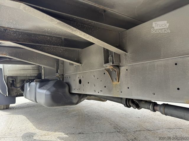 Furgone centinato IVECO Daily 70c18 Pritsche+Plane LBW Klima Automatik