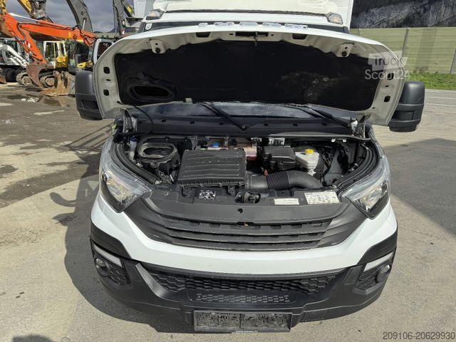 Furgone centinato IVECO Daily 70c18 Pritsche+Plane LBW Klima Automatik