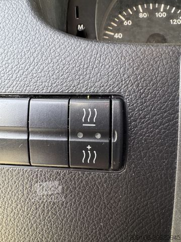 Κλειστό βαν MERCEDES-BENZ Sprinter 319 Tempomat Sthz Klima Automatik V6
