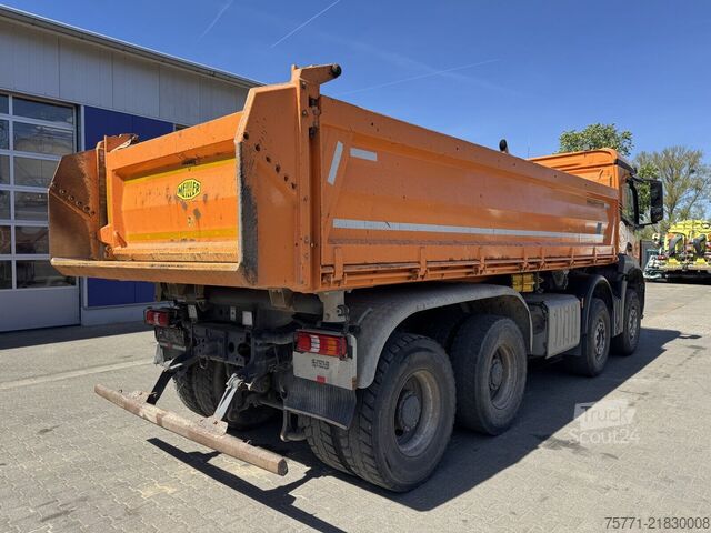 3-suuntainen kippi Mercedes-Benz AROCS 3246 8x4 EURO6 WYWROTKA TRÓJSTRONNA Z BOR...