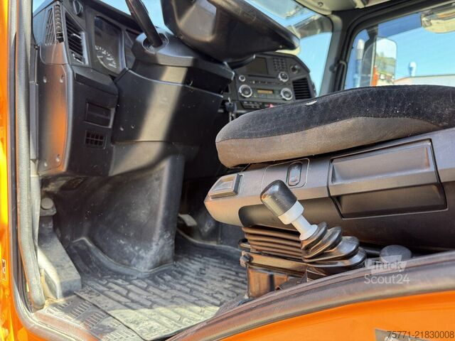 3-suuntainen kippi Mercedes-Benz AROCS 3246 8x4 EURO6 WYWROTKA TRÓJSTRONNA Z BOR...