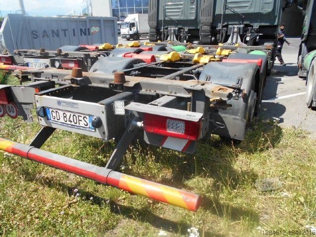 Camion con cassone intercambiabile IVECO AS260S46Y/FS CM 2LNG - SCARRABILE