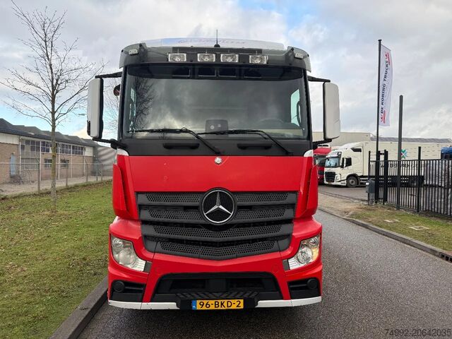 Volume SCM Mercedes-Benz Actros 1832 LL actros chassy nr 195756