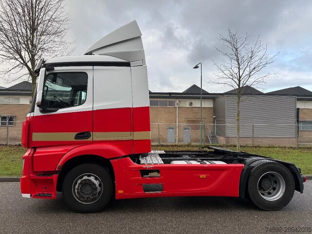 Volume SCM Mercedes-Benz Actros 1832 LL actros chassy nr 195756