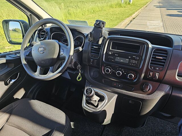 Комби с висок покрив NISSAN NV 300 2.0 DCI 120 L2H1