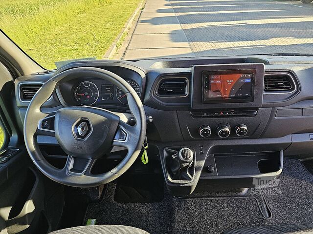 Комби с висок покрив RENAULT MASTER 2.3 L2H2 135Pk Euro6 AC!