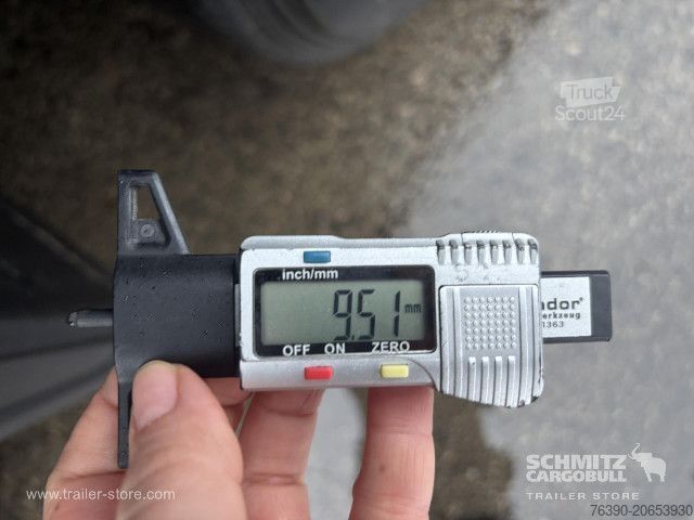 Atvira puspriekabė su tentu Schmitz Cargobull Semitrailer Curtainsider Mega