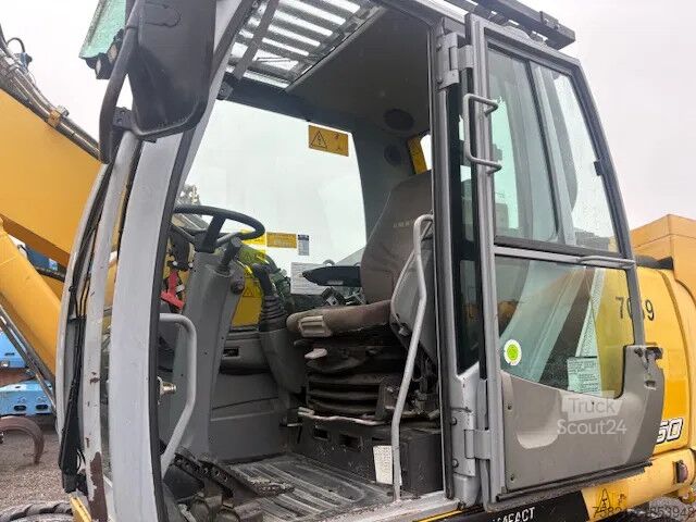 Maskiner för vägbyggen New Holland WE 150 RR
