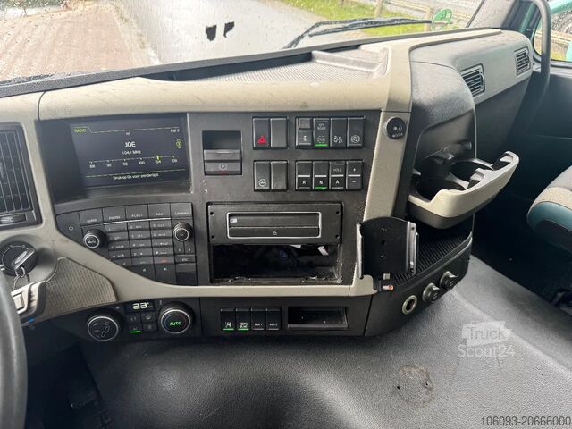 Standaard-SZM Volvo FM 420 Globetrotter