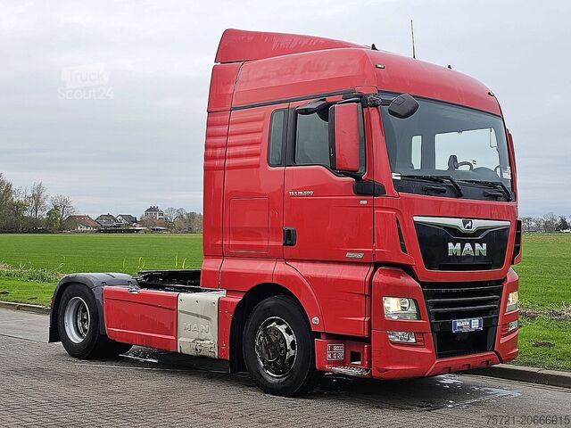 Standard-SZM M.A.N. 18.500 TGX XLX SKIRTS RETARDER