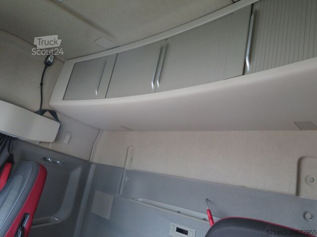 Tracteur standard Volvo FH 460