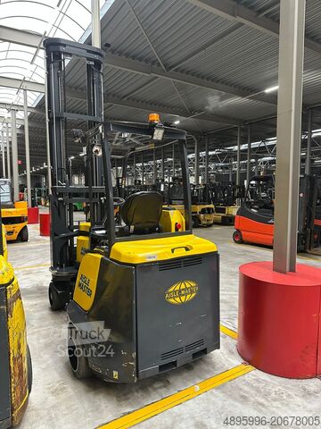 Narrow aisle forklift truck Combilift Aisle Master 20WHE/ Only 6256 hours