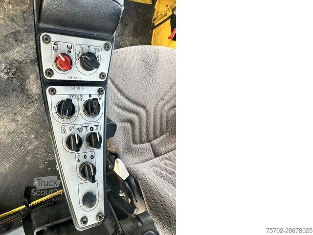 Vienbūgnis volas Bomag BW 154 Tandemwalze