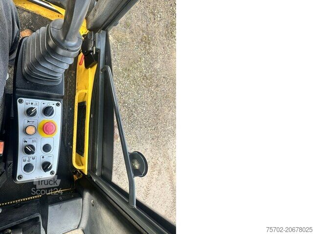 Vienbūgnis volas Bomag BW 154 Tandemwalze