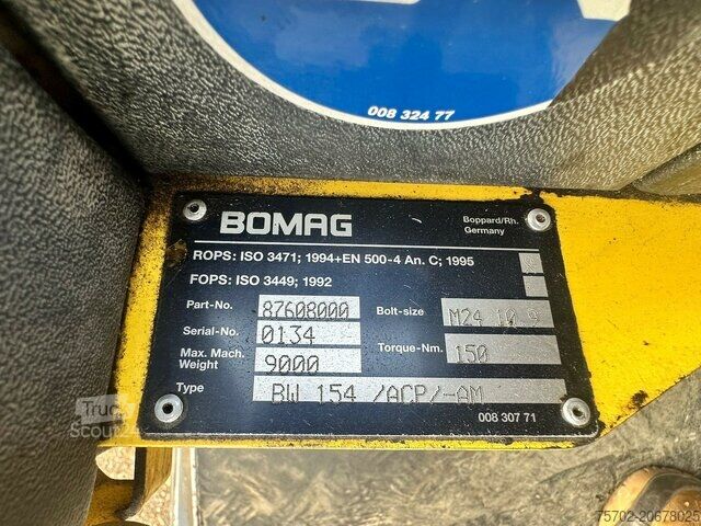Cilindru compactor cu tambur simplu Bomag BW 154 Tandemwalze