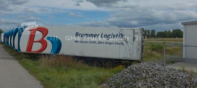 Хладилен полуремарке SCHMITZ CARGOBULL 8 Stück / Frigo / Multi Bi Temp / DS