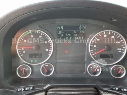 Βυτιοφόρο φορτηγό MAN TGS 26.440 / Top Load / Diesel / Lindner-Fischer