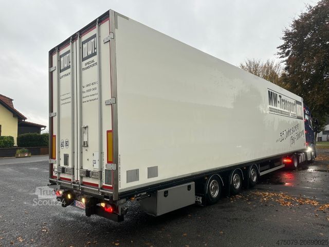 شبه مقطورة مبردة VAN_ECK