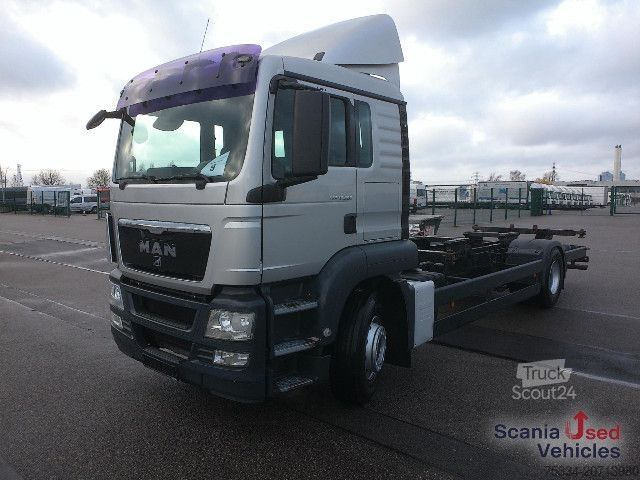 Автомобиль с заменяемым кузовом MAN TGS 18.320 LL