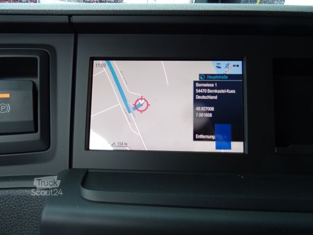 LKW mit Getränkeaufbau MAN 26.320 TGM*8 m Schwenkwand*2,5 to LBW*NLA*Kamera