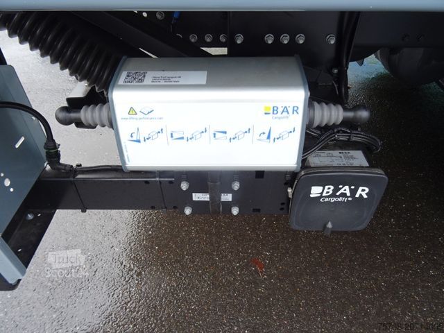 LKW mit Getränkeaufbau MAN 26.320 TGM*8 m Schwenkwand*2,5 to LBW*NLA*Kamera