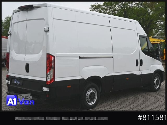 Kastenwagen IVECO Daily 35S16 Kasten, Klima, AHK, 3-Sitzer