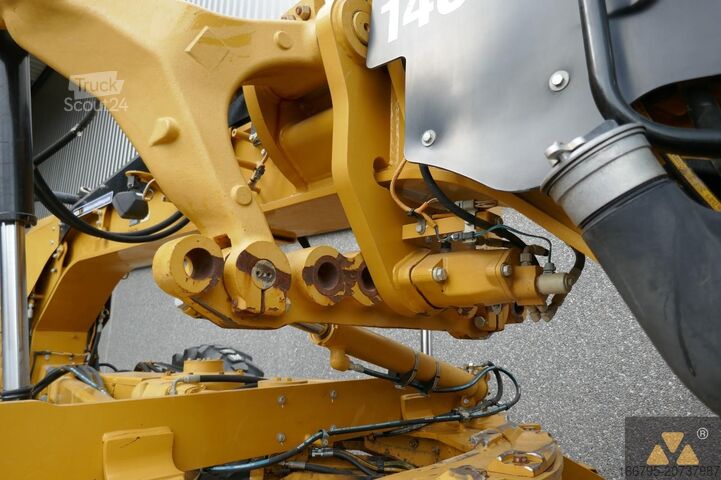 Greyder Caterpillar 140M2