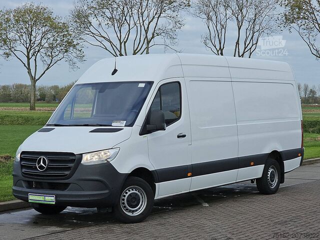 High-roof van MERCEDES-BENZ SPRINTER 315 L3H2 Mbux Airco Eur6
