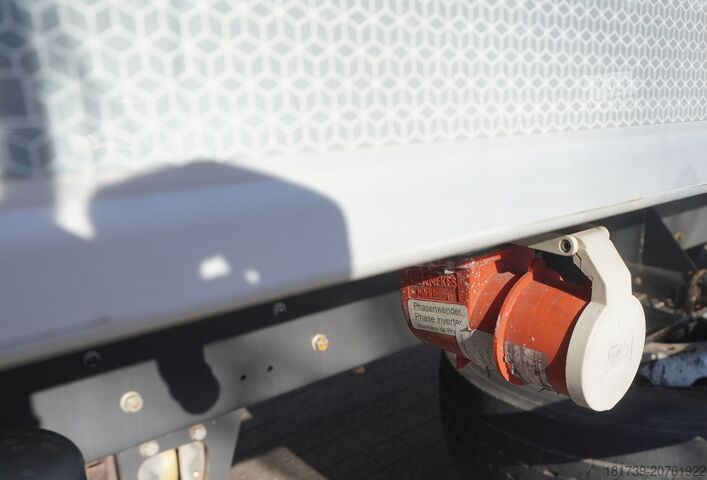 φορτηγό ψυγείο Renault D19 Wide 4x2 E6 / Lamberet 22 EPAL refri