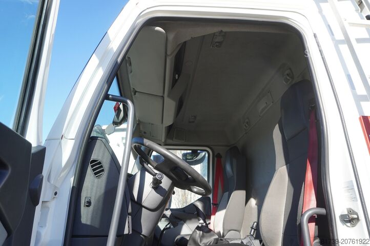 φορτηγό ψυγείο Renault D19 Wide 4x2 E6 / Lamberet 22 EPAL refri
