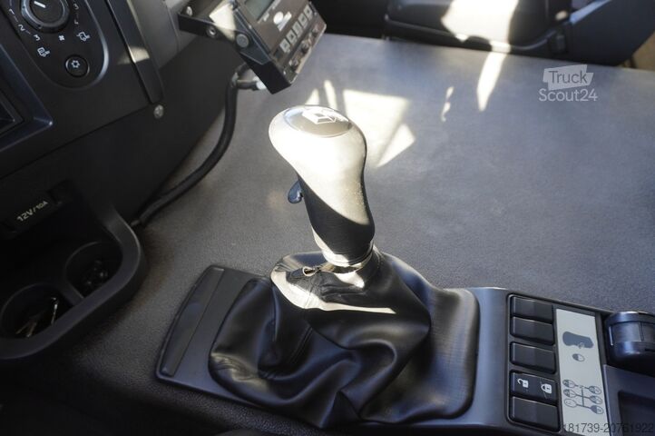 φορτηγό ψυγείο Renault D19 Wide 4x2 E6 / Lamberet 22 EPAL refri