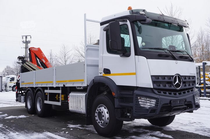 Πλατφόρμα με γερανό Mercedes-Benz Arocs 2633 flatbed truck / Crane FASSI