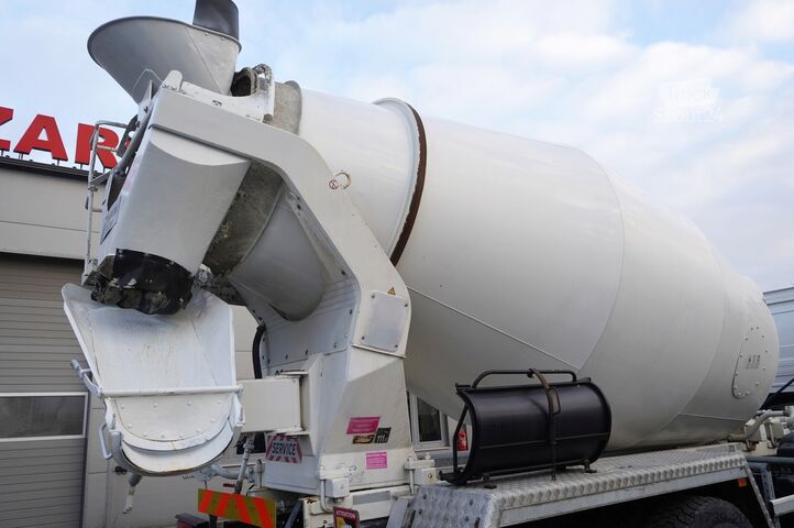 Betoniarka SCANIA P410 XT 8x4 / 80 tho. km!!! / SCHWING