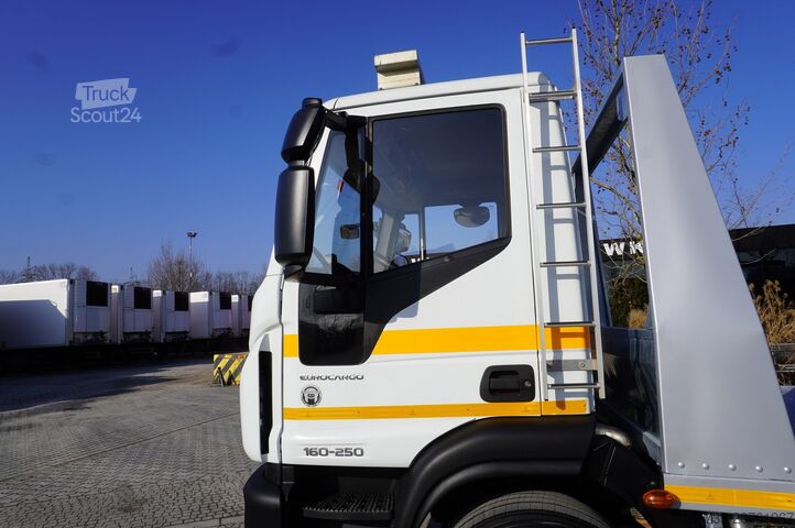 Karavan Iveco Eurocargo 160-250 / NEW tow truck