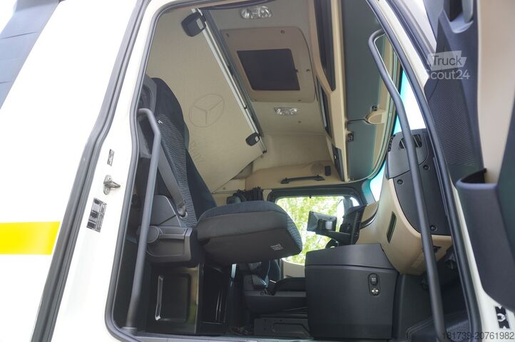 Καραβάνι Mercedes-Benz Actros 2542 / NEW tow truck / steered 3r