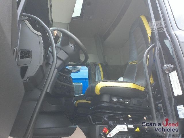 Kroghejselastbil Volvo FH16/750 Abrollkipper