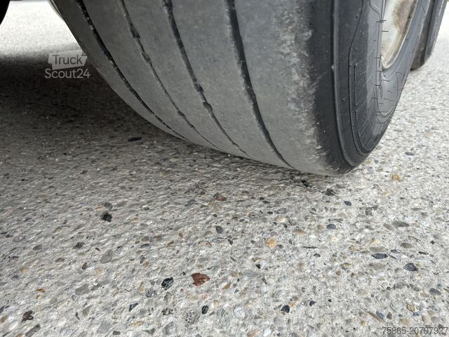 Koffer Krone DryLiner / Box / Front Damage / BPW Drum