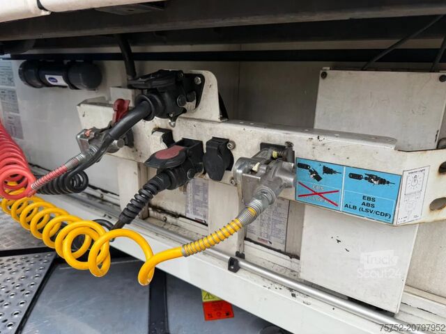 Transport refrigerat/congelat Schmitz Cargobull Carrier Vector 1950MT Multi temp Dual Zone 1 Li...