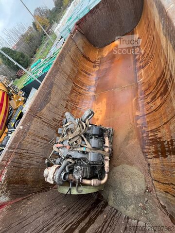 ανατρεπόμενο φορτηγό Mercedes-Benz 4148 K