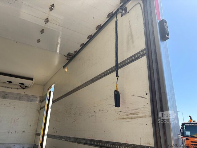 Kyld/fryst transport Renault Midlum 220 DXI + CARRIER XARIOS 600  + EURO 5 +...