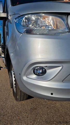 Minibus MERCEDES-BENZ 519 und 517 Glasdach XXL  20 Sitze Stock