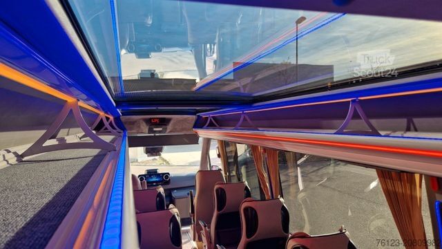 Minibus MERCEDES-BENZ 519 und 517 Glasdach XXL  20 Sitze Stock