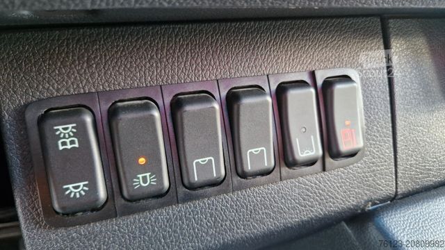 Minibus MERCEDES-BENZ 519 und 517 Glasdach XXL  20 Sitze Stock