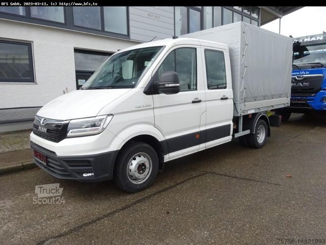 Samochód dostawczy z plandeką MAN TGE 5.180 4x2 SB DoKA
