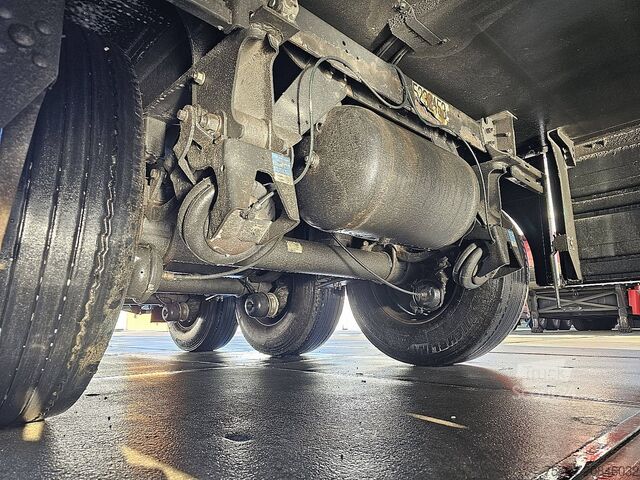 Refrigerated/frozen transport SCHMITZ SKO 24