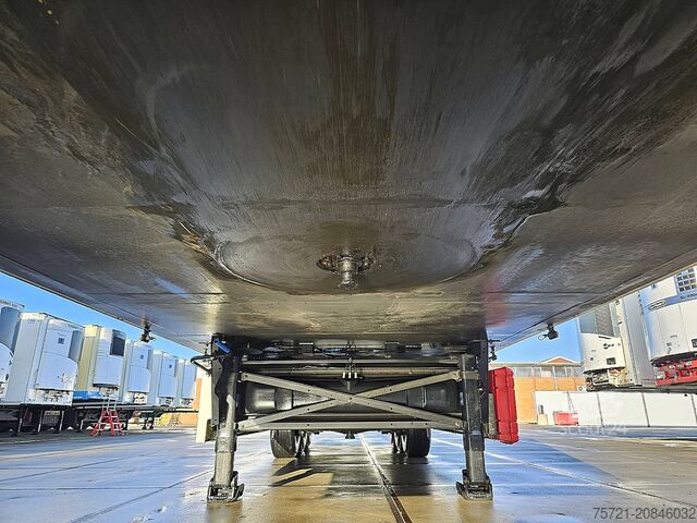 Refrigerated/frozen transport SCHMITZ SKO 24