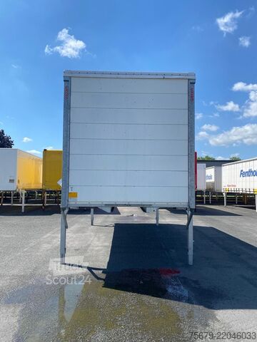 Udskifteligt lad med platform og presenning  BDF-System, 7.450 mm lang.