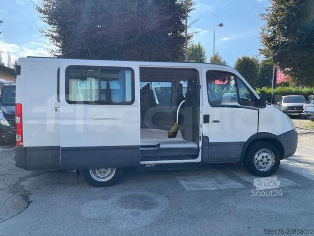 Potniški promet IVECO Daily