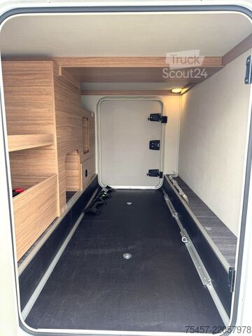 Caravana semiintegrada WEINSBERG CaraSuite EDITION SPICY 650 MEG