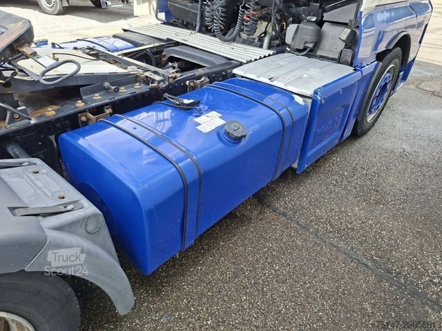 وحدة جر ذات حجم كبير MAN TGX 18.480 4x2 LLS-U XXL ACC Hubsattelplatte